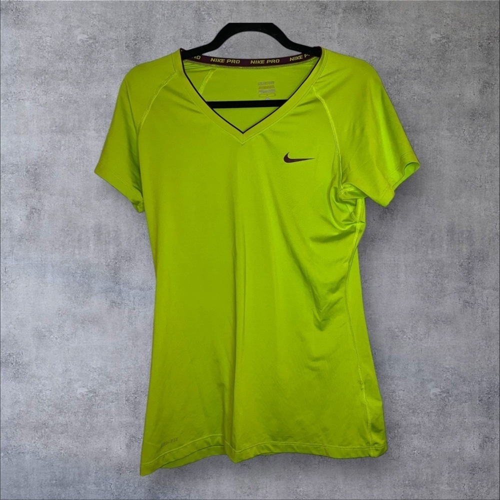 Nike Pro Green Short‎ Sleeve Tee